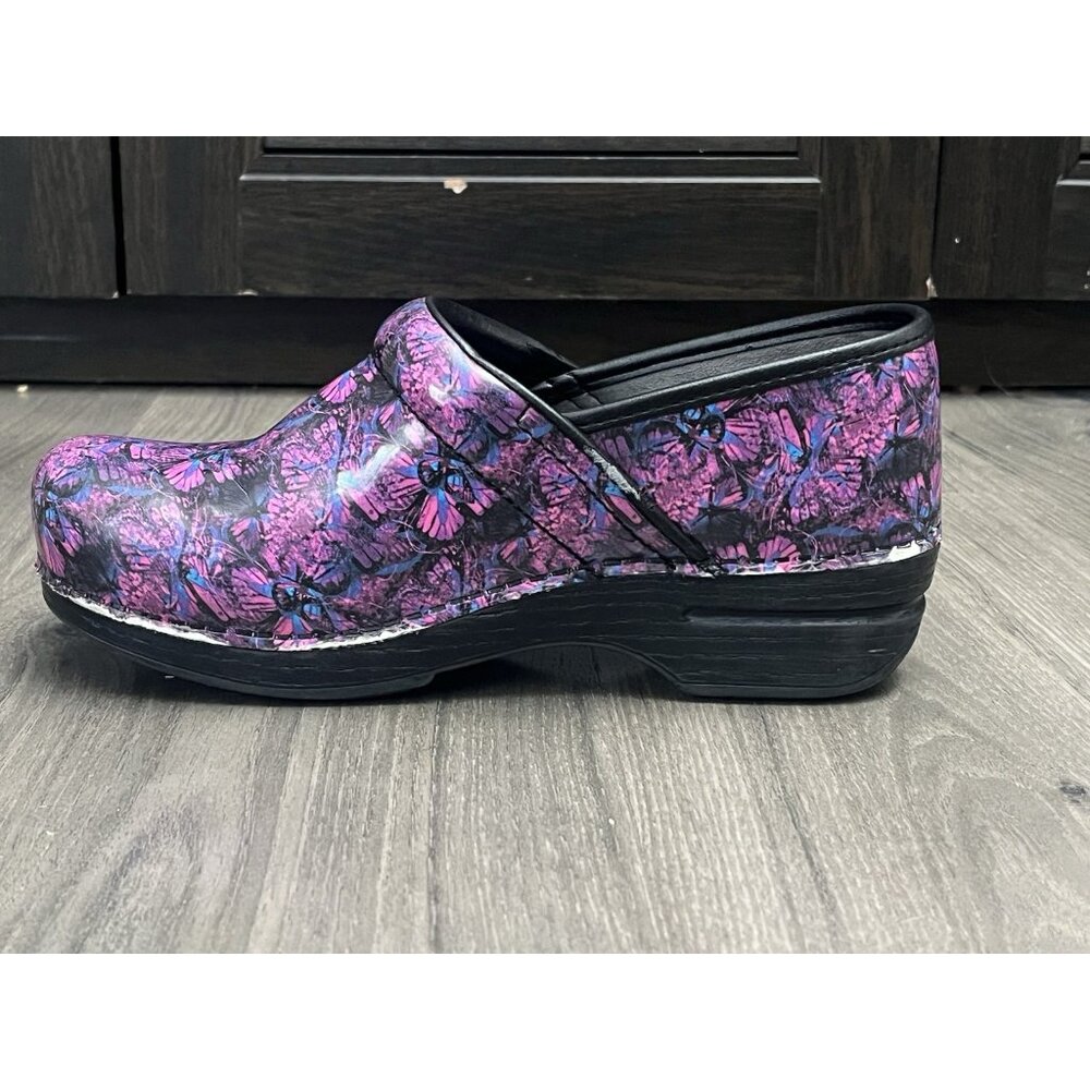 RARE DANSKO XP PATENT LEATHER PINK/BLUE PRINT CLOG 38 - Picture 6 of 13